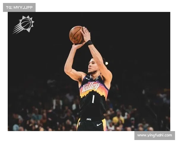 德文·布克投篮动作流畅引领年轻球员模仿与学习